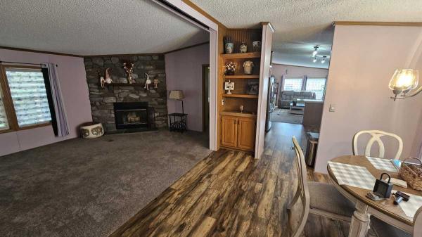 1992 Redman Manufactured Home