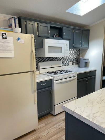 Photo 4 of 12 of home located at 27483 Bordeau Dr. #97 Romulus, MI 48174