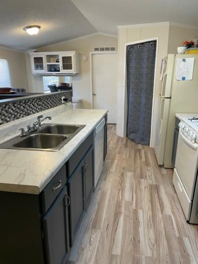 Photo 5 of 12 of home located at 27483 Bordeau Dr. #97 Romulus, MI 48174