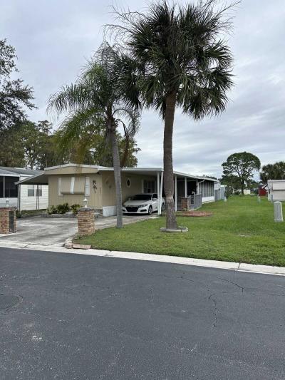 Mobile Home at 8801 Berkshire Lane Tampa, FL 33635