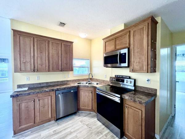 2012 NOBILITY HOMES FLMHS CC 3BD/2BA Manufactured Home