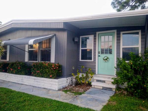1975  Mobile Home For Sale