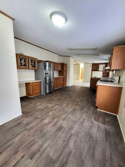 Photo 4 of 17 of home located at 1811 Aldrin Ct #299 Milford, MI 48381
