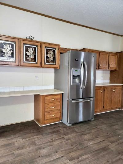 Photo 5 of 17 of home located at 1811 Aldrin Ct #299 Milford, MI 48381