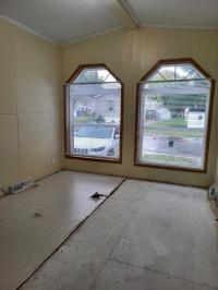 1998 Fleetwood 4563R Manufactured Home