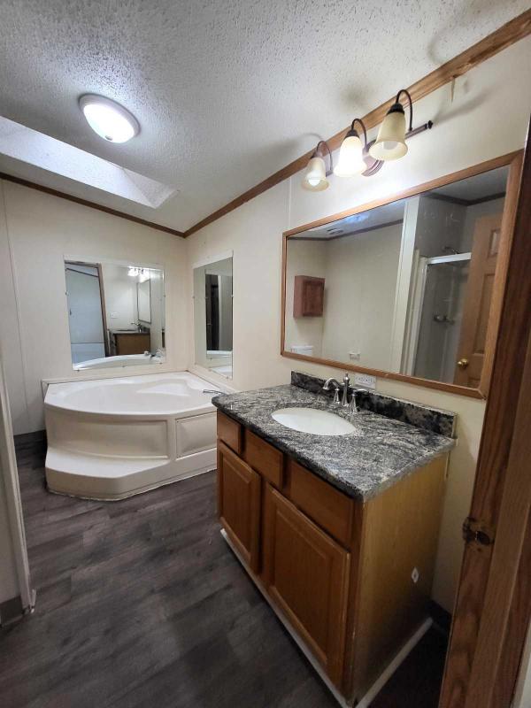 1998 Fleetwood 4563R Manufactured Home