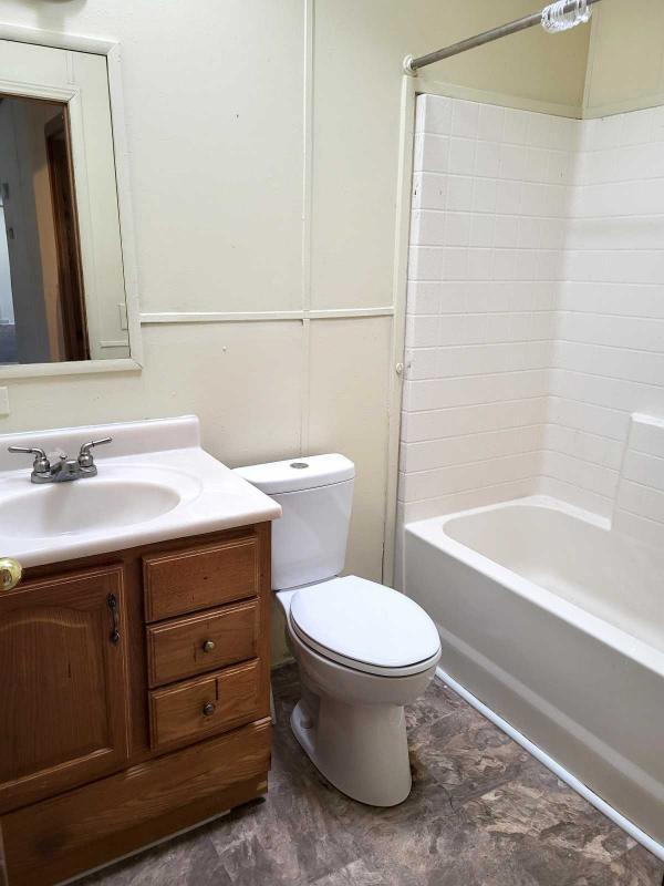 1998 Fleetwood 4563R Manufactured Home