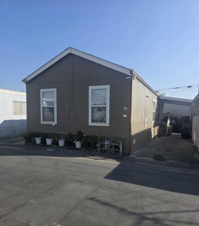Photo 2 of 15 of home located at 812 N. Loren Ave Azusa, CA 91702