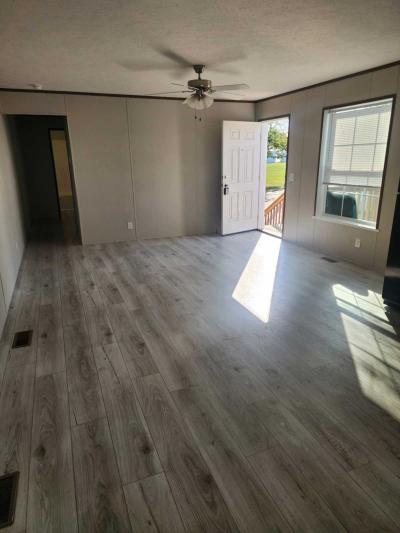 Photo 5 of 12 of home located at 511 East 1st Street #19 Huxley, IA 50124