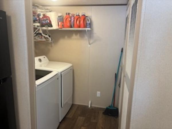 2023 2023 Mobile Home