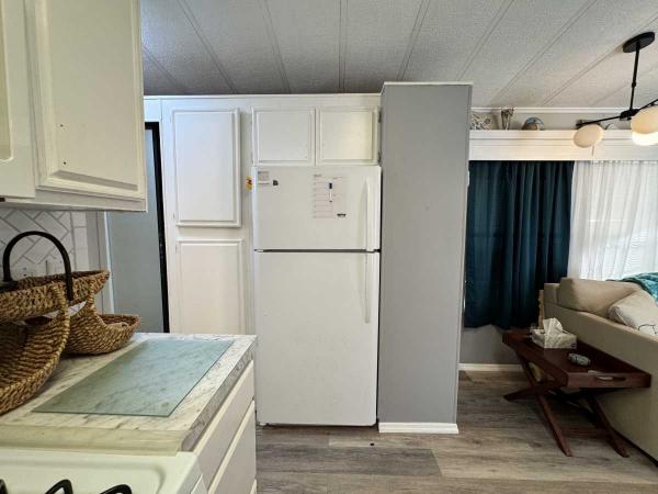 1986 Manufactured Home