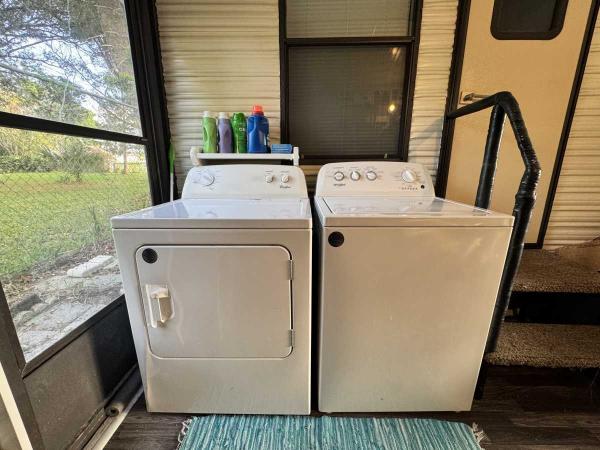 1986 Manufactured Home