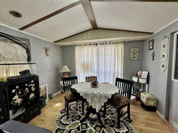1988 Manufactured Home