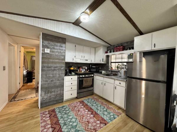 1988 Manufactured Home