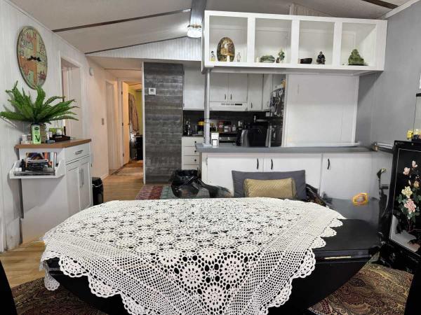 1988 Manufactured Home