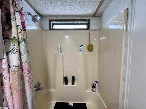 1988 Manufactured Home
