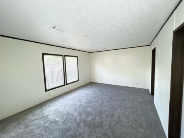 2022 ABSOLUTE Manufactured Home