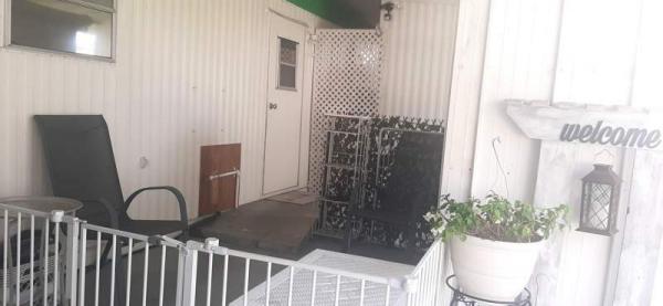 1975 Hillcrest Manufactured Home