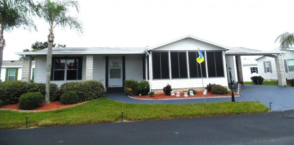 2005 Homes of Merit Mobile Home For Sale