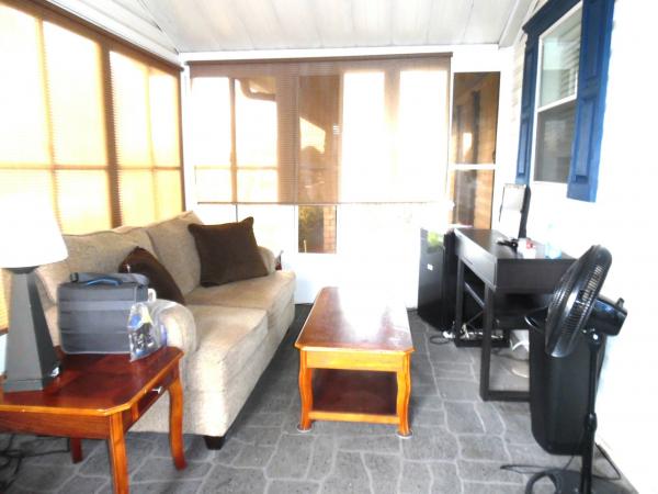 2005 Homes of Merit Mobile Home