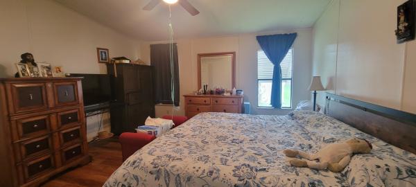 1985  Mobile Home For Sale
