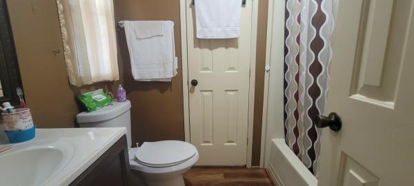 1985  Mobile Home For Sale