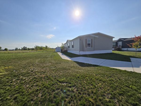2023 Champion RFN2860903 Mobile Home