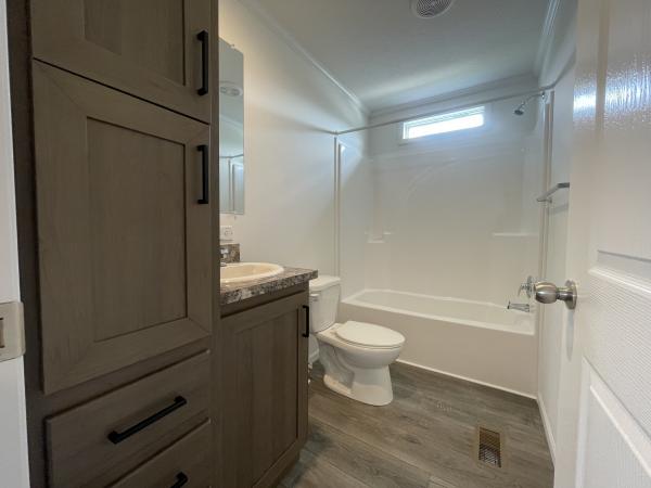 2023 Champion RFN2860903 Mobile Home