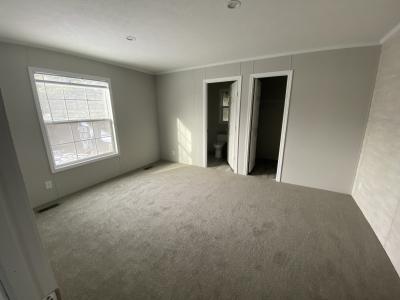 Photo 2 of 4 of home located at 20 Samuel Dr Cheektowaga, NY 14225