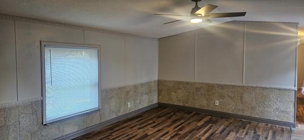 2000 Century Mobile Home For Sale