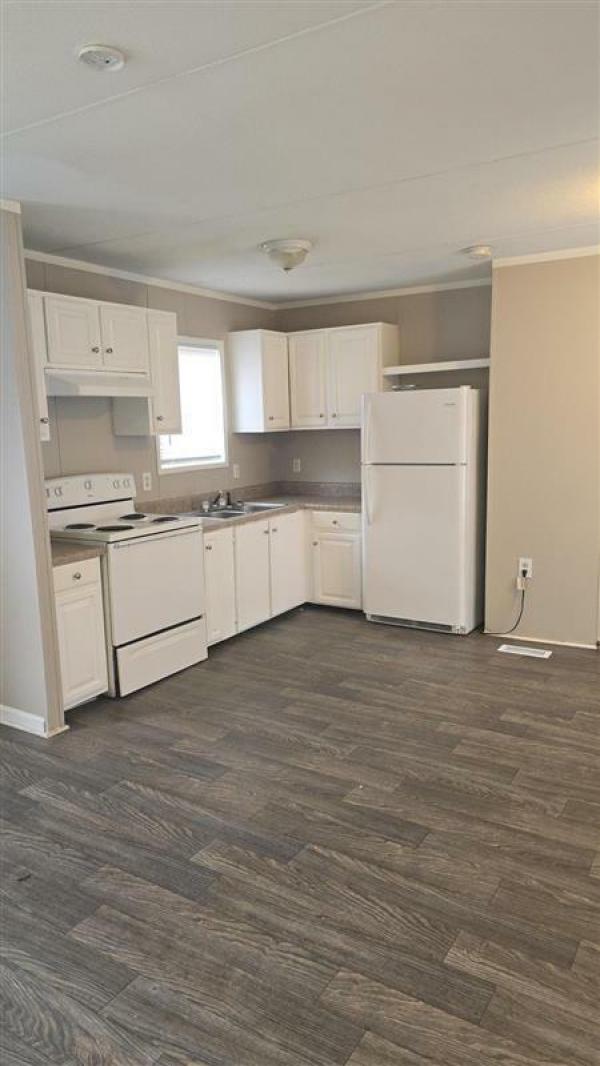 2006 Cavalier Homes Mobile Home For Sale