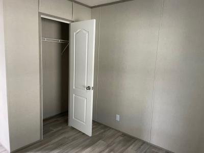 Photo 4 of 10 of home located at 131 Jay Drive Winter Haven, FL 33880