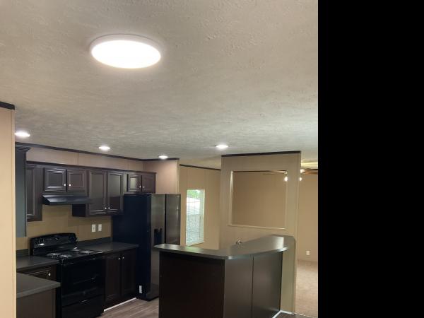 2014 CLAYTON Mobile Home