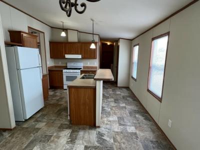 Photo 3 of 6 of home located at 28606 Mapleleaf Flat Rock, MI 48134