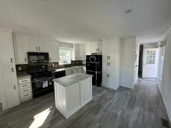 2026 Champion - Topeka Madison Mobile Home