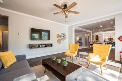 Photo 5 of 12 of home located at 1284 N 19th St 217 Philomath, OR 97370