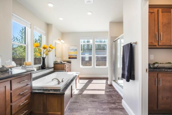 2021 Champion AF3276HDE Mobile Home