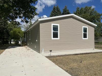 Mobile Home at 7801 88th Ave Lot 84 Pleasant Prairie, WI 53158