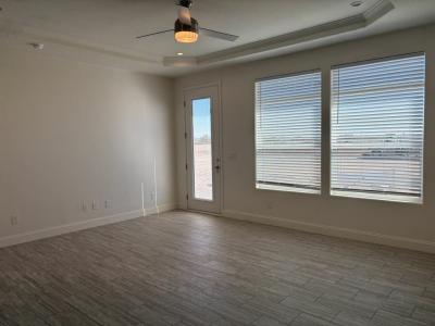 Photo 4 of 20 of home located at 3301 S. Goldfield Road #5103 Apache Junction, AZ 85119