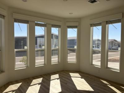 Photo 4 of 18 of home located at 3301 S. Goldfield Road #5086 Apache Junction, AZ 85119