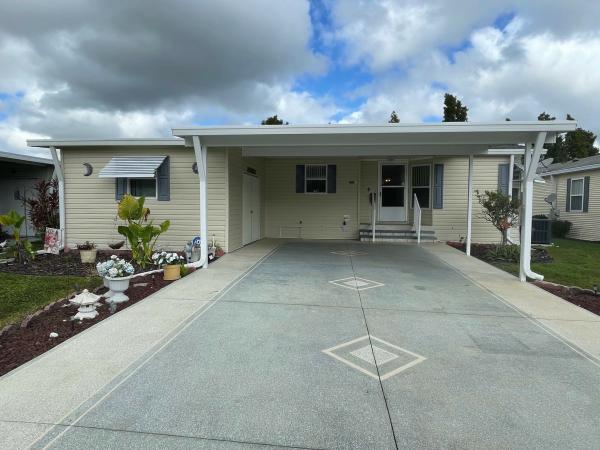 2005 Homes of Merit Mobile Home For Sale