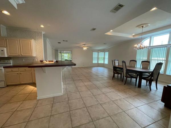 2005 Homes of Merit Mobile Home For Sale