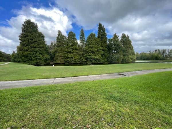 2005 Homes of Merit Mobile Home For Sale