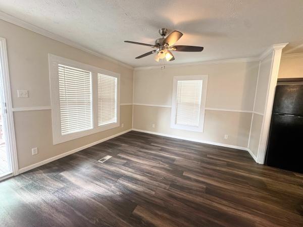 2018 Clayton Homes Inc Yes Mobile Home