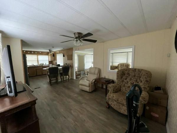 1973 SUMI HS Mobile Home