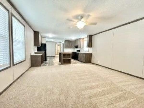 Photo 1 of 2 of home located at 9231 Wellston Dr Lot 175 Indianapolis, IN 46234