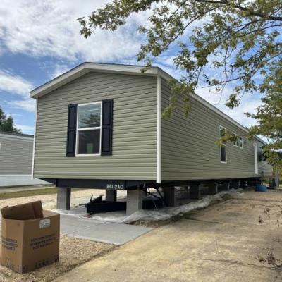 Photo 3 of 23 of home located at 3052 North Gary Street #0121 New Castle, IN 47362