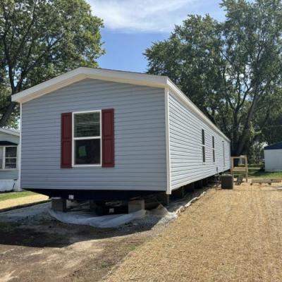 Photo 2 of 9 of home located at 27 Crestwood Drive #0116 Middletown, IN 47356