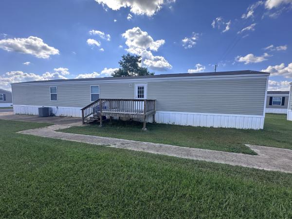 Photo 1 of 2 of home located at 1191 Hunters Mountain Pkwy Troy, AL 36079
