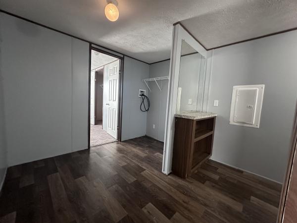 2021 47TRS16763SH21S  Home